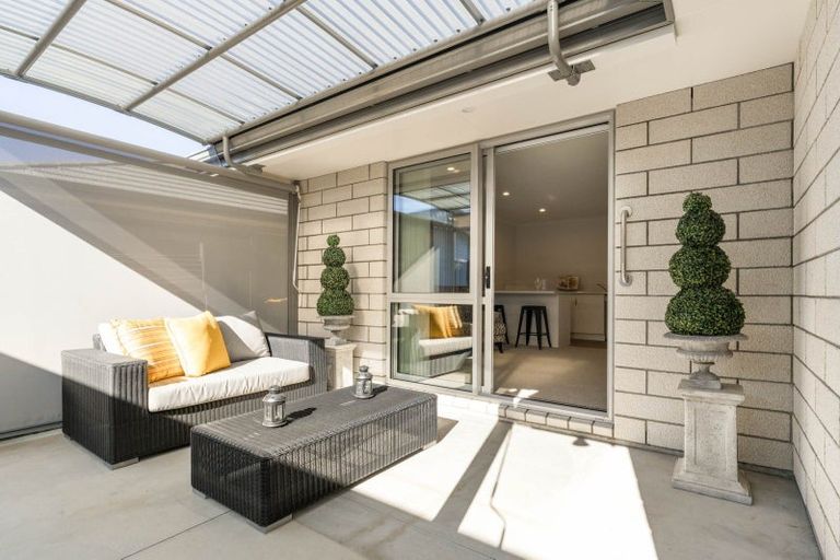 Photo of property in 15 Crest Way, Papamoa, 3118