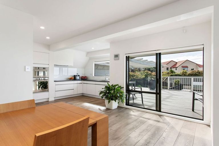 Photo of property in 1/12 Patmos Place, Mount Pleasant, Christchurch, 8081