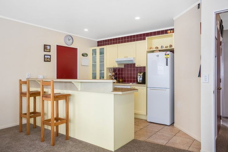 Photo of property in 2c James Street, Plimmerton, Porirua, 5026