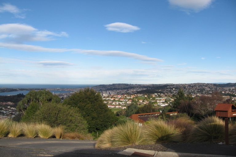 Photo of property in 2/3 Calypso Place, Rothesay Bay, Auckland, 0630