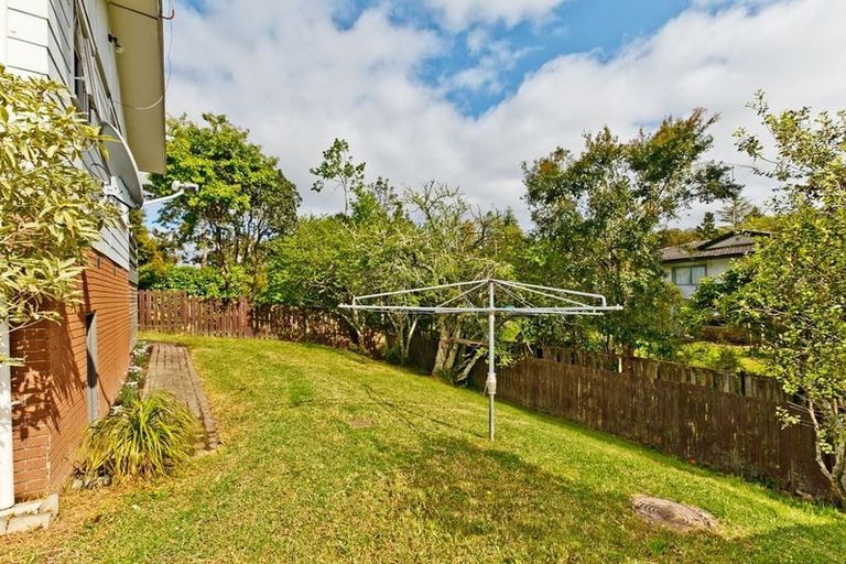Photo of property in 53 Awaruku Road, Torbay, Auckland, 0630