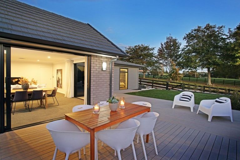 Photo of property in 7 Puhitahi Hill Road, Paerata, Pukekohe, 2124