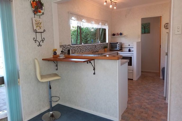 Photo of property in 6 Linda Place, Saint Johns Hill, Whanganui, 4501