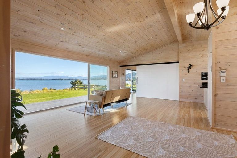 Photo of property in 28 Sandleigh Drive, Athenree, Katikati, 3177