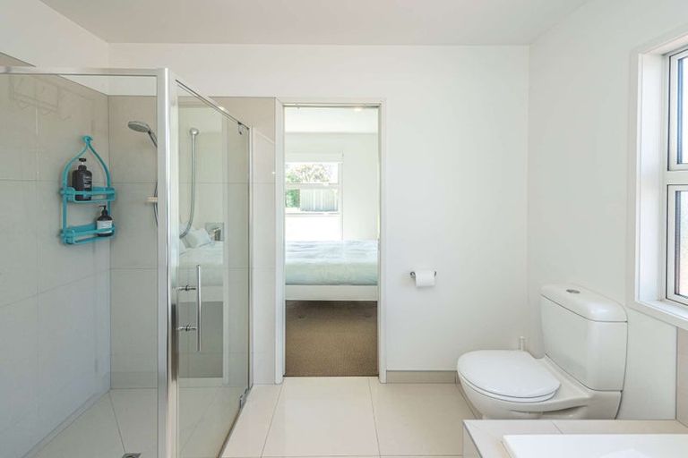 Photo of property in 16 Egmont Street, Patea, 4520