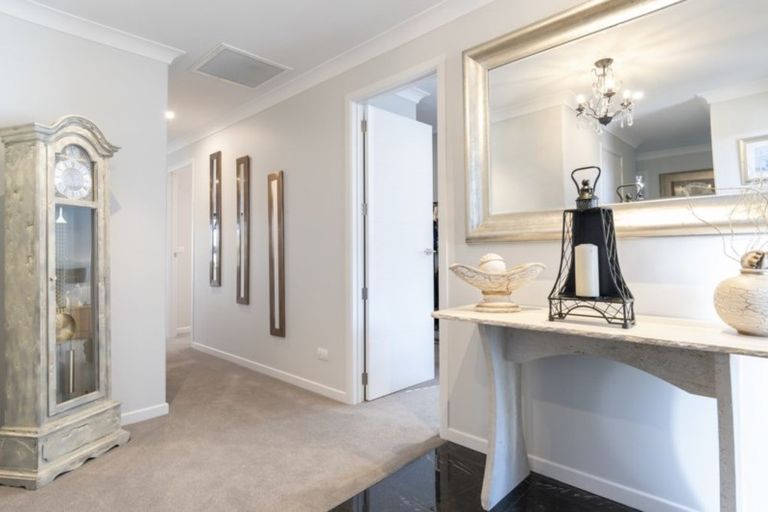 Photo of property in 7 Ashwood Grove, Omokoroa, 3114