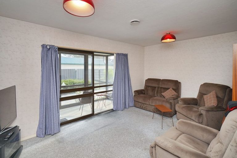 Photo of property in 1/3 Arran Crescent, Woolston, Christchurch, 8062