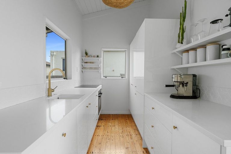 Photo of property in 401 Pukehina Parade, Pukehina, Te Puke, 3189