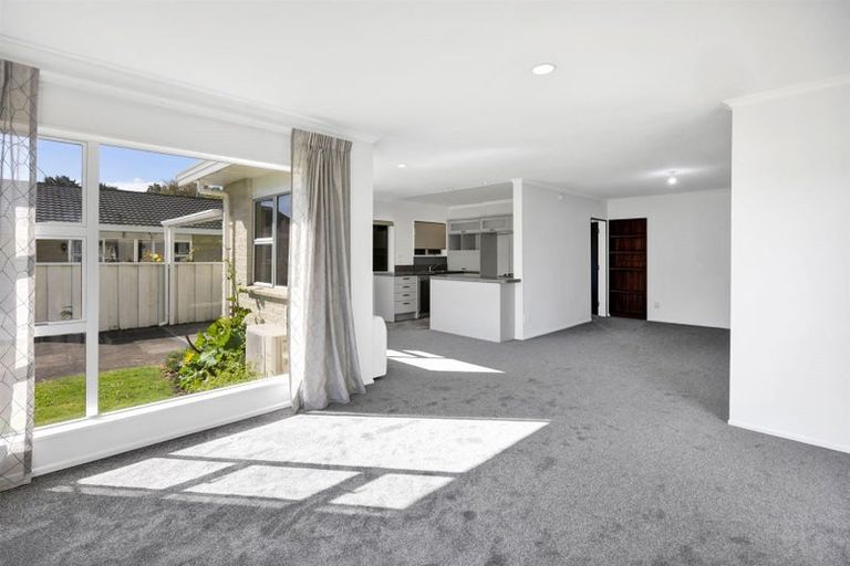 Photo of property in 18 George Street, Hawera, 4610