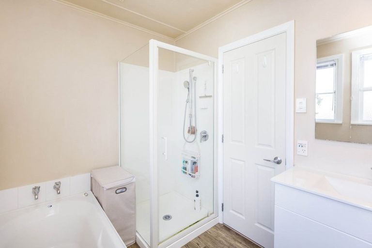 Photo of property in 121 Thackeray Street, Trentham, Upper Hutt, 5018