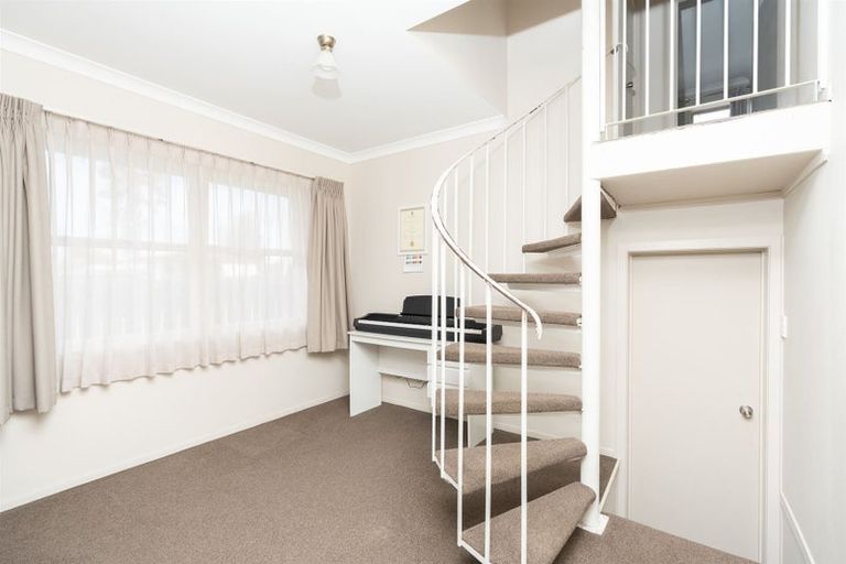 Photo of property in 313 Cambridge Road, Hillcrest, Hamilton, 3216