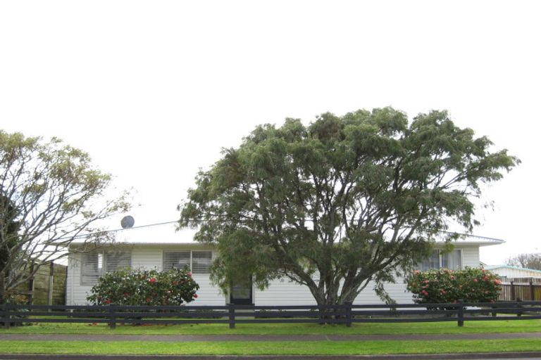 Photo of property in 22 Glamis Avenue, Bell Block, New Plymouth, 4312