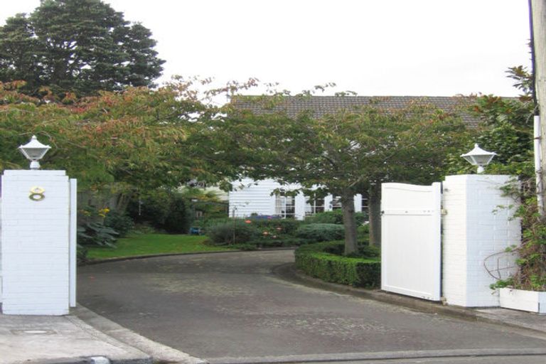 Photo of property in 8 Saint Andrews Grove, Boulcott, Lower Hutt, 5010