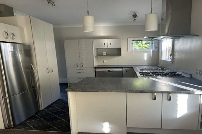 Photo of property in 17 George Street, Thorndon, Wellington, 6011