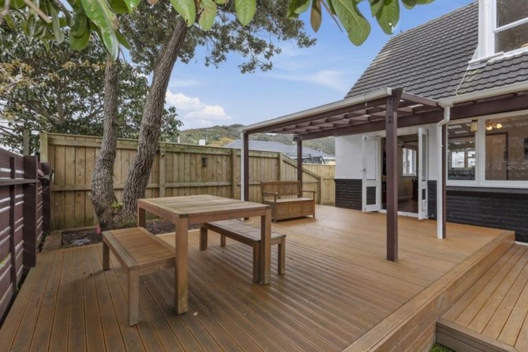 Photo of property in 1/366a Waiwhetu Road, Fairfield, Lower Hutt, 5011