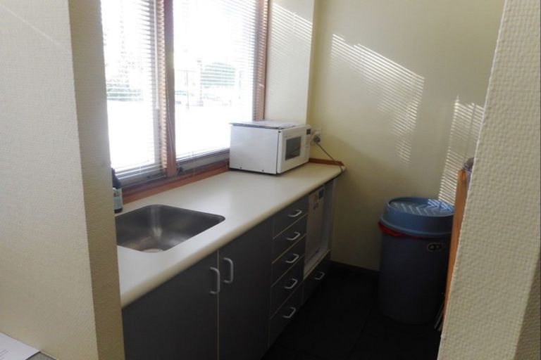 Photo of property in 23 Clive Street, Phillipstown, Christchurch, 8011