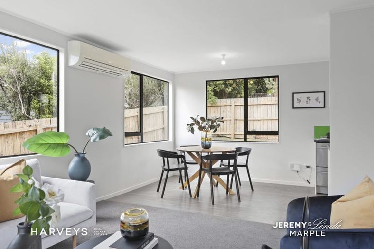 Photo of property in 66c Woodglen Road, Glen Eden, Auckland, 0602