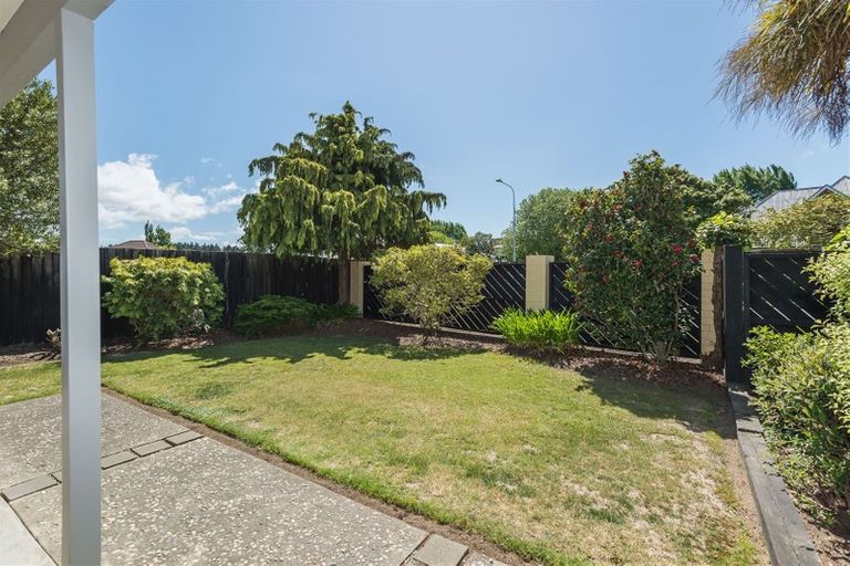 Photo of property in 28 Lakewood Drive, Burwood, Christchurch, 8083