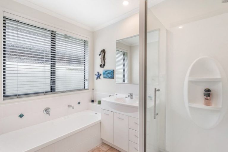 Photo of property in 10 Parkside Drive, Huntington, Hamilton, 3210