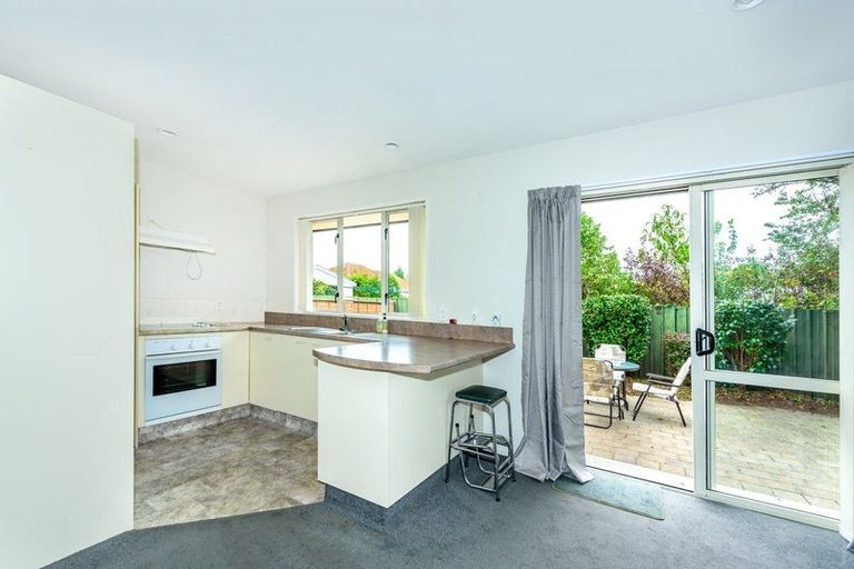 Photo of property in 2/28 Grampian Street, Casebrook, Christchurch, 8051