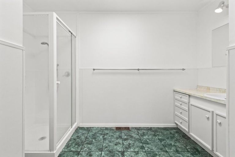 Photo of property in 114 Totara Drive, Pukete, Hamilton, 3200