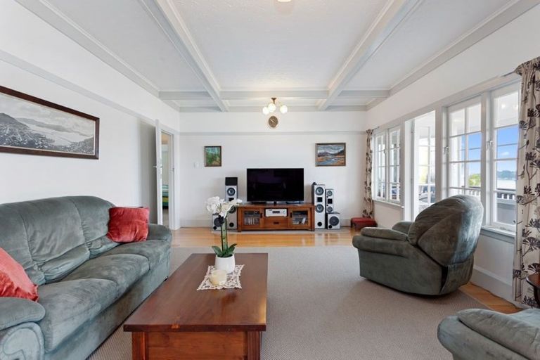 Photo of property in 6 Dudley Road, Lyttelton, 8082