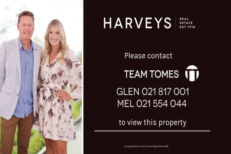 Photo of property in 792 West Coast Road, Oratia, Auckland, 0604