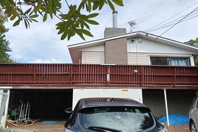 Photo of property in 8 Coletta Lane, Te Atatu South, Auckland, 0610