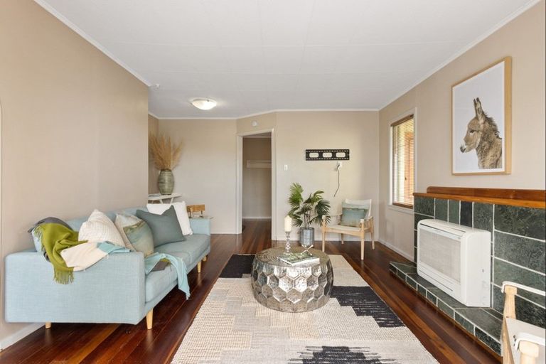 Photo of property in 1/1116 Outram Road, Akina, Hastings, 4122