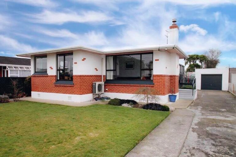 Photo of property in 21 Stirling Crescent, Mosgiel, 9024