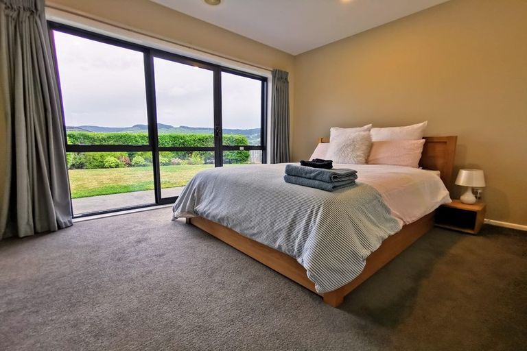 Photo of property in 103 Bing Lucas Drive, Tawa, Wellington, 5028