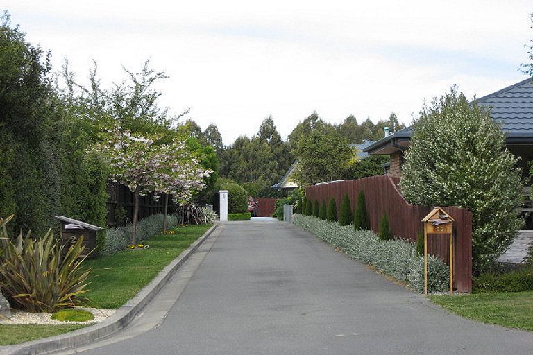 Photo of property in 23 Milesbrook Close, Rangiora, 7400