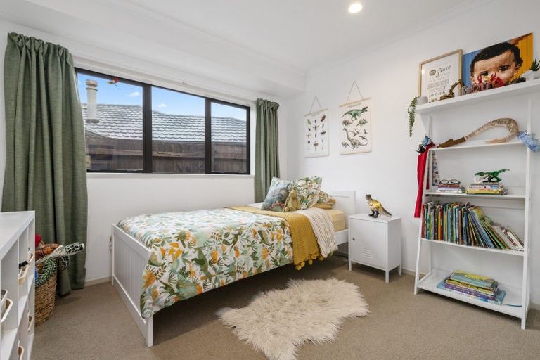 Photo of property in 15 Greig Place, Pukekohe, 2120