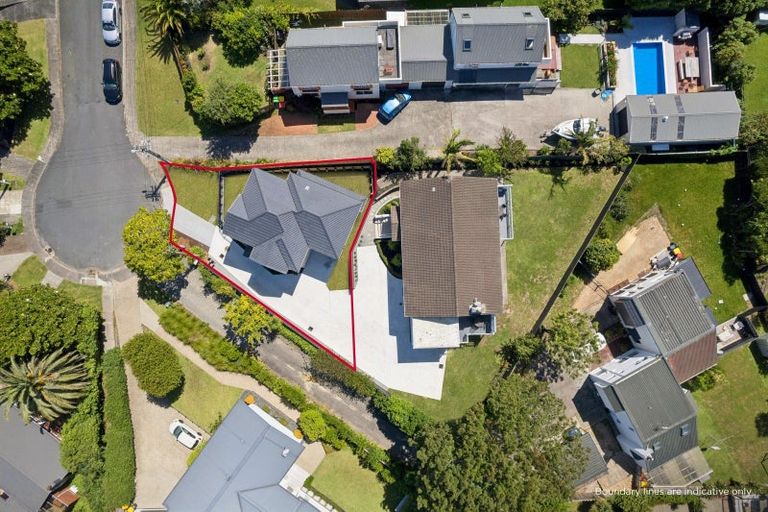 Photo of property in 24a Salem Place, Torbay, Auckland, 0630