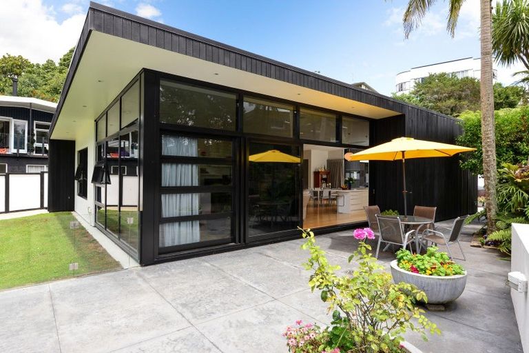 Photo of property in 5 Hamilton Parade, Hamilton Central, Hamilton, 3204