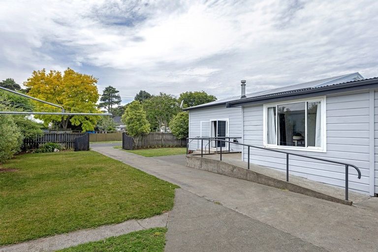 Photo of property in 4 Root Street, Gisborne, 4010