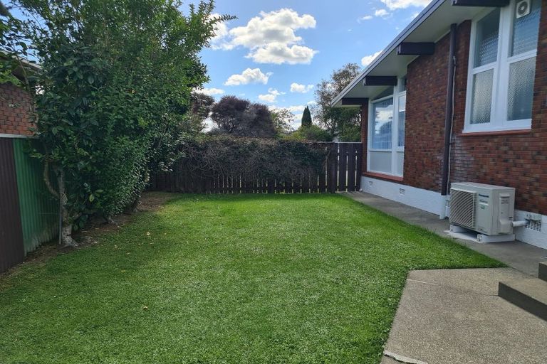 Photo of property in 2 Drury Street, Cloverlea, Palmerston North, 4412