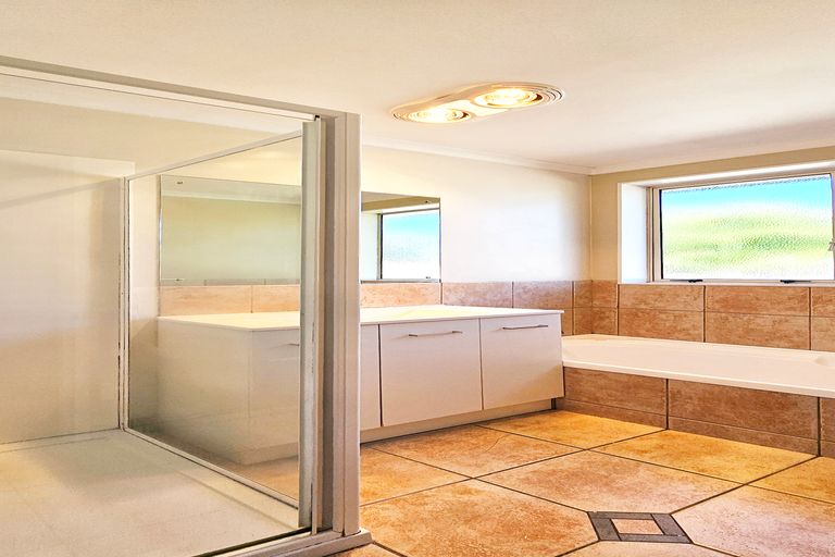 Photo of property in 36 Pateke Drive, Takanini, 2112