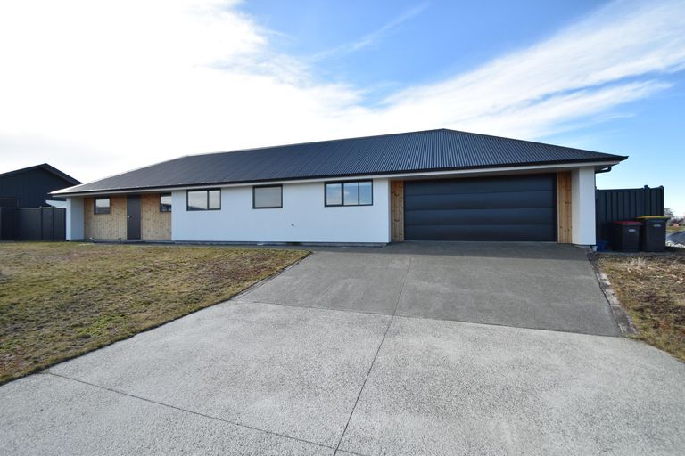 Photo of property in 8 Jack Adamson Drive, Twizel, 7901