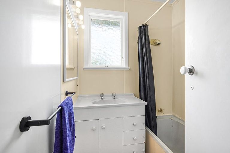 Photo of property in 14 Lilac Street, Melville, Hamilton, 3206