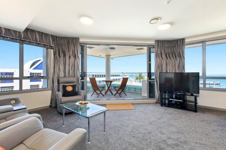 Photo of property in Anchorage Apartments, 301/36 Victoria Road, Mount Maunganui, 3116