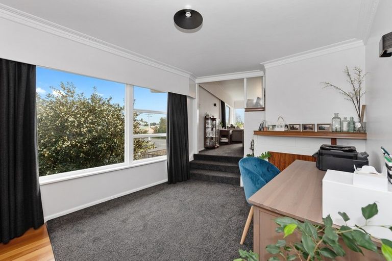 Photo of property in 24 Charles Crescent, Beerescourt, Hamilton, 3200