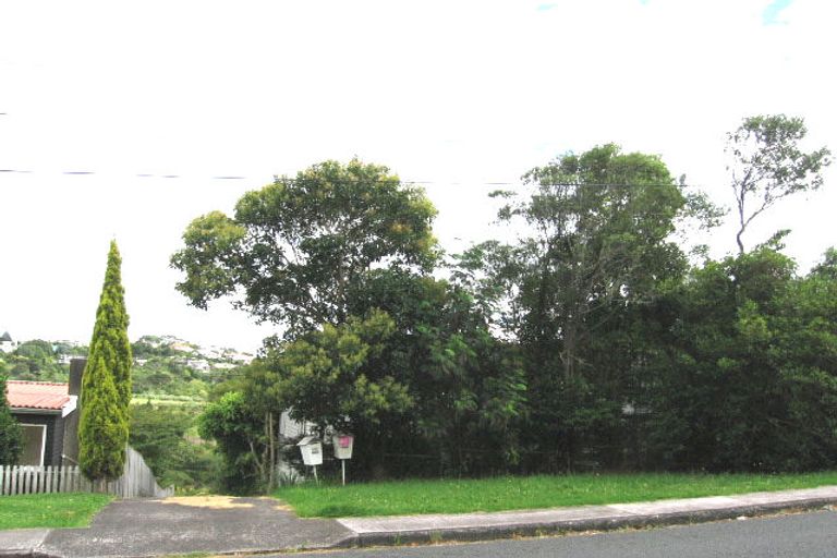 Photo of property in 2/32 Sylvan Avenue, Northcote, Auckland, 0627