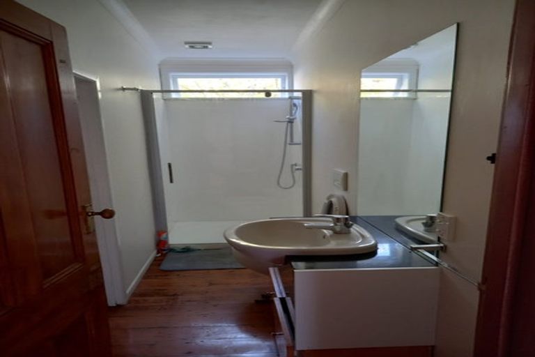 Photo of property in 1/49 Albert Road, Devonport, Auckland, 0624