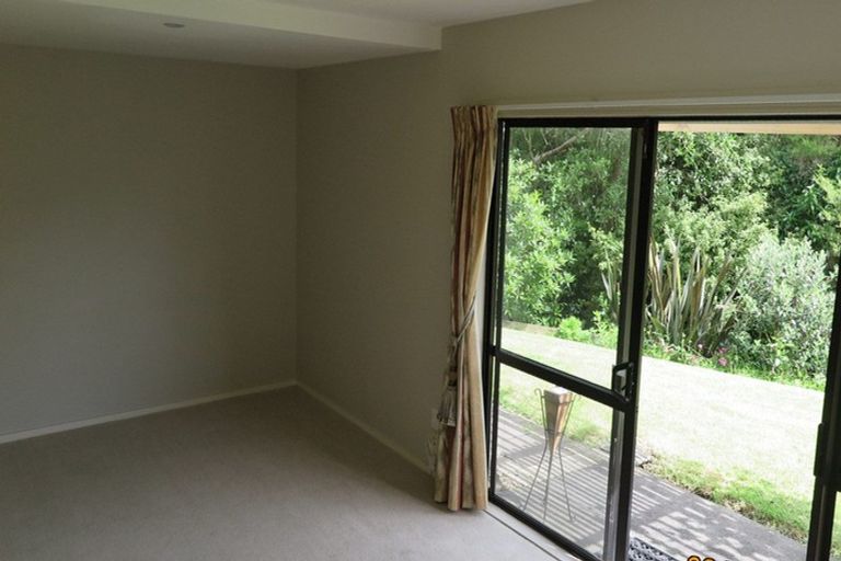 Photo of property in 14 Emlyn Place, Torbay, Auckland, 0630