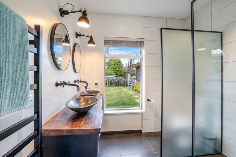 Photo of property in 239b Beacon Point Road, Wanaka, 9305