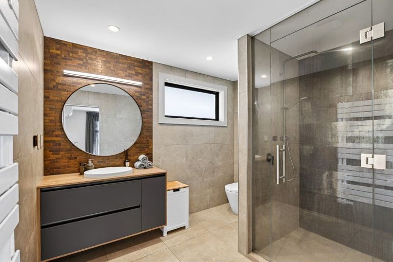 Photo of property in 15a Tainui Drive, Havelock North, 4130