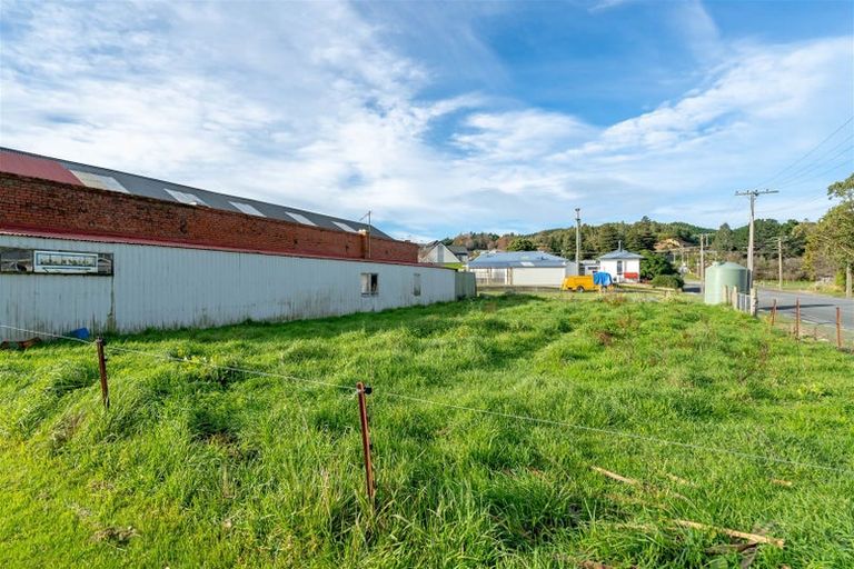 Photo of property in 20 Water Street, Kaitangata, 9210