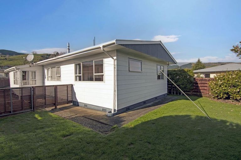 Photo of property in 28a Titoki Street, Stoke, Nelson, 7011