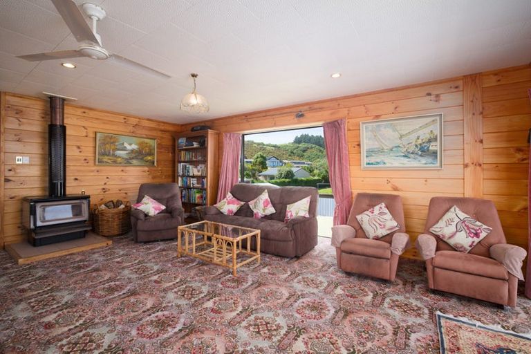 Photo of property in 2 Takahe Drive, South Bay, Kaikoura, 7300